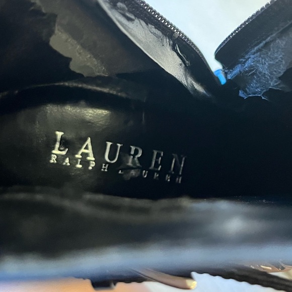 Lauren Ralph Lauren Black Leather Booties High Heel Patent Cap Toe Sz 8.5 - Picture 6 of 9